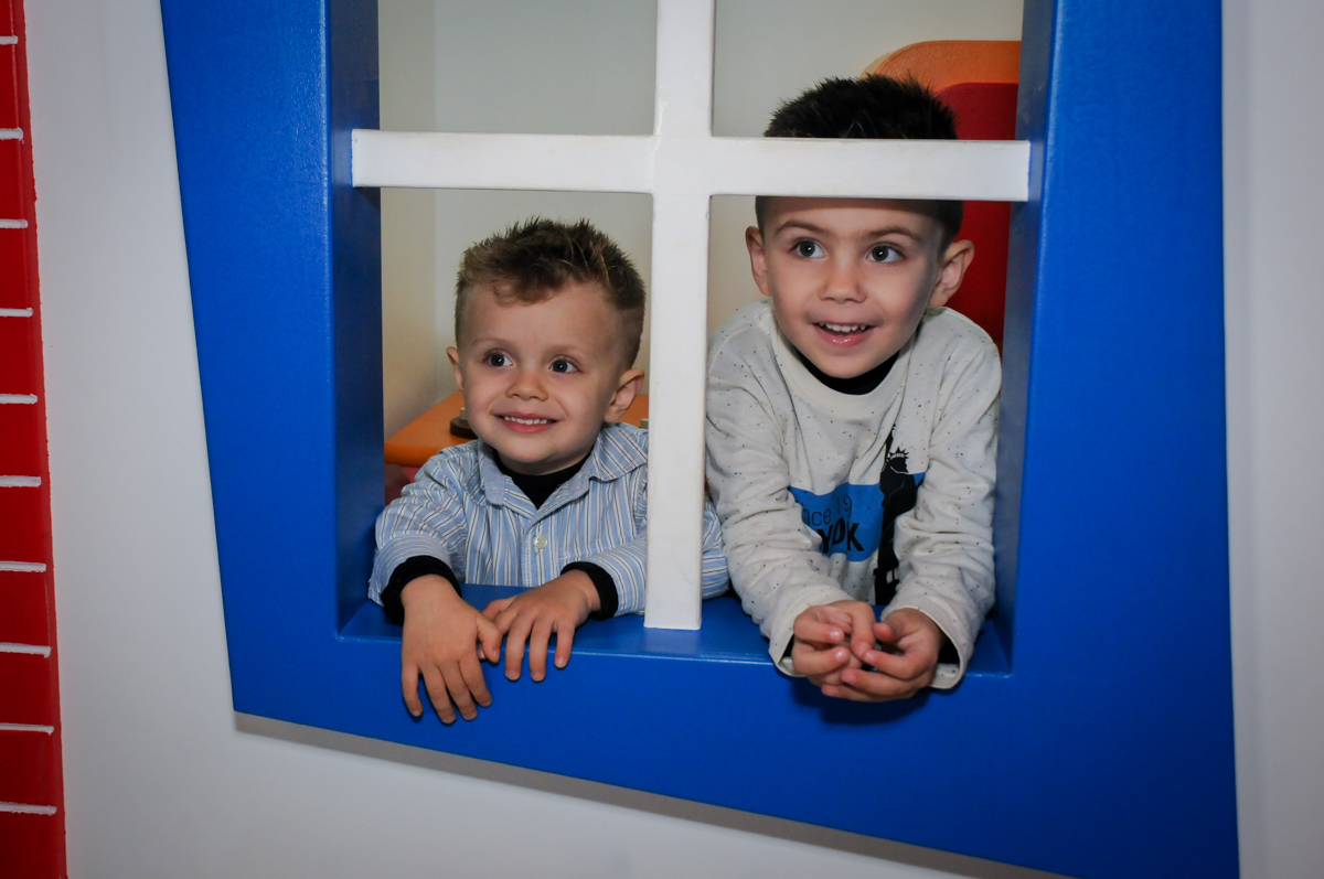 foto na casinha de bonecas no buffet comics,são paulo,sp
