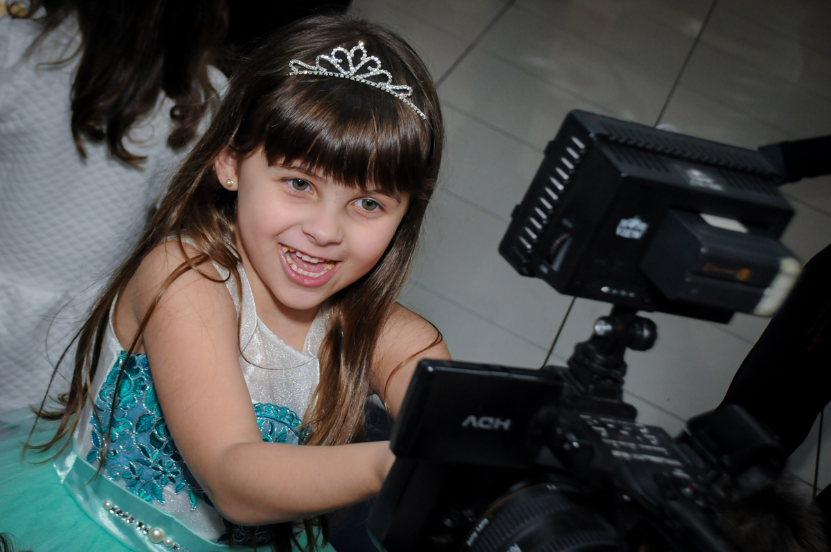 fazendo careta para o vídeo no buffet comics,são paulo,sp