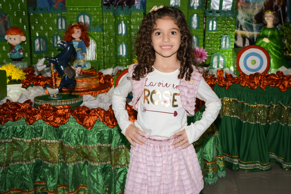 pose para foto no Buffet Galeria da arte, Vila Maria São Paulo, SP