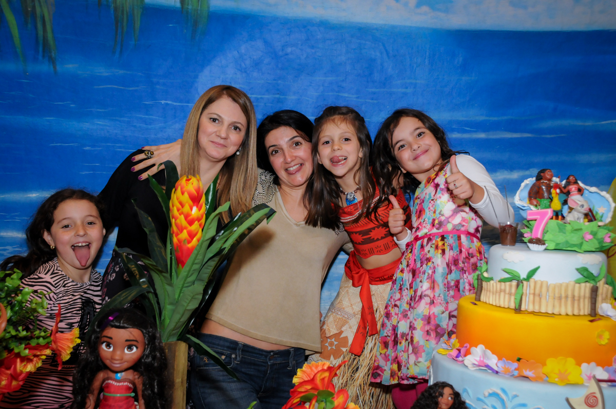 fotografia com careta no buffet fantastic world, morumbi, são paulo,sp