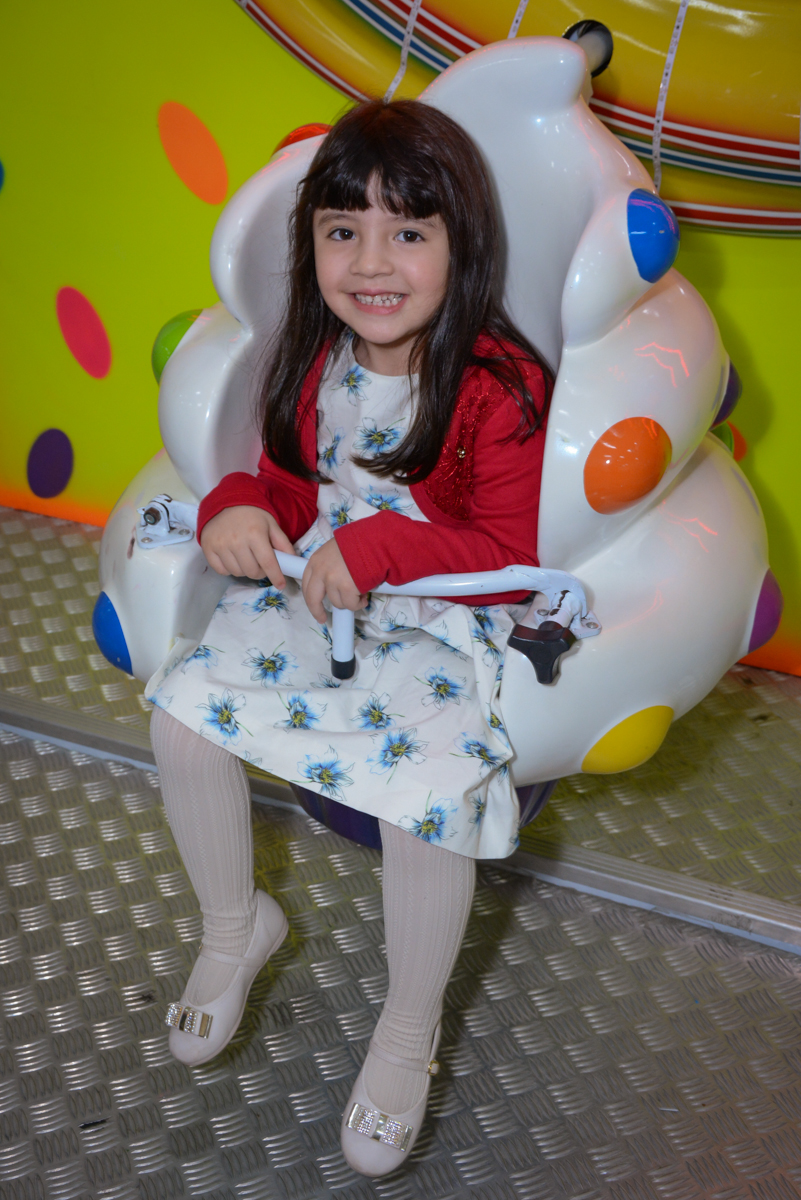 carrossel de sorvete no Buffet Espaço Play, Osasco, São Paulo