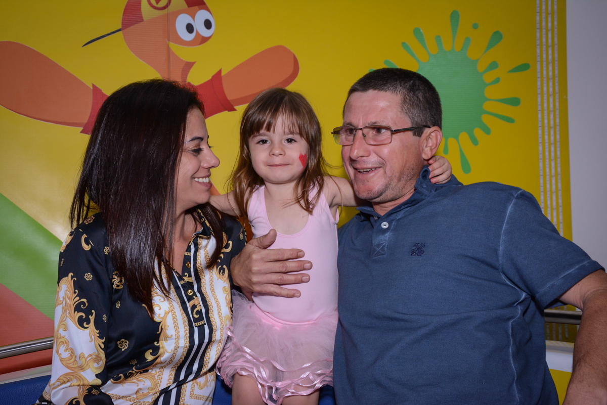 fotografia da família no Buffet Espaço Play, Osasco, São Paulo