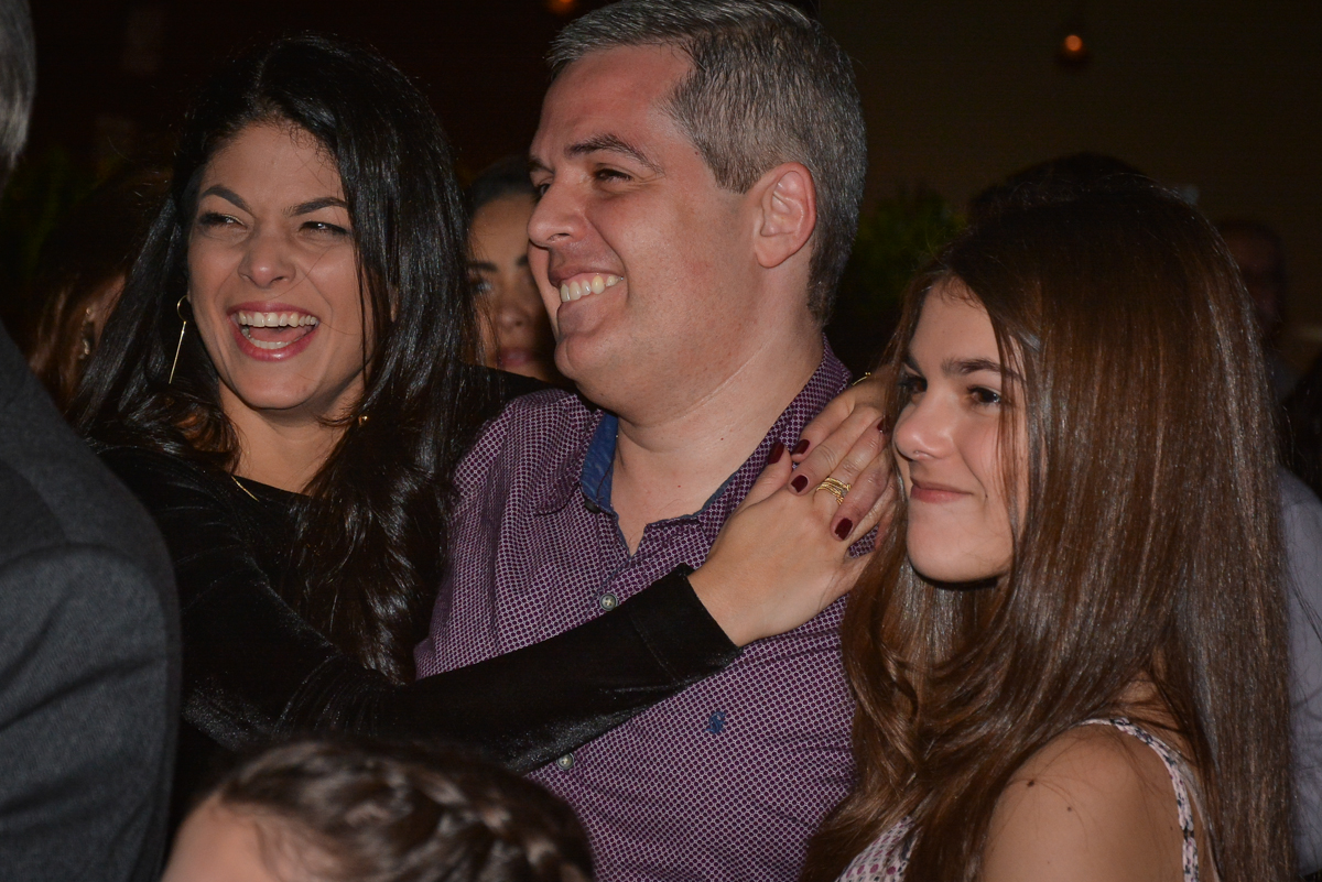 festa surpresa muito alegre no Buffet Estação Club, Moema, São Paulo, SP