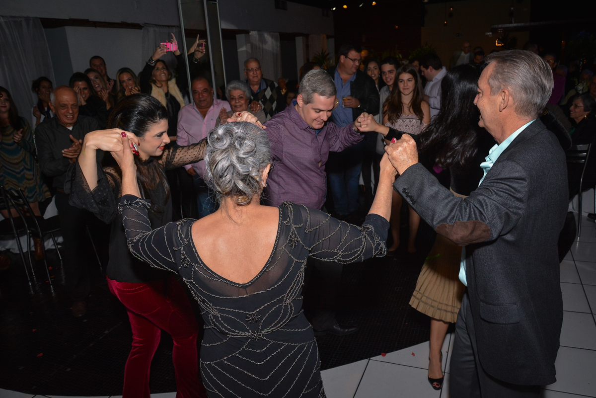 hora de começar a balada no Buffet Estação Club, Moema, São Paulo, SP