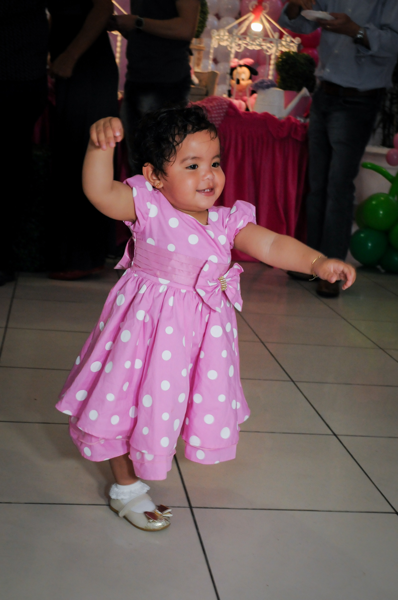 andando no Buffet Comics, Morumbi, São Paulo, SP, aniversario de Giovanna 1 aninho, tema da festa, minie rosa