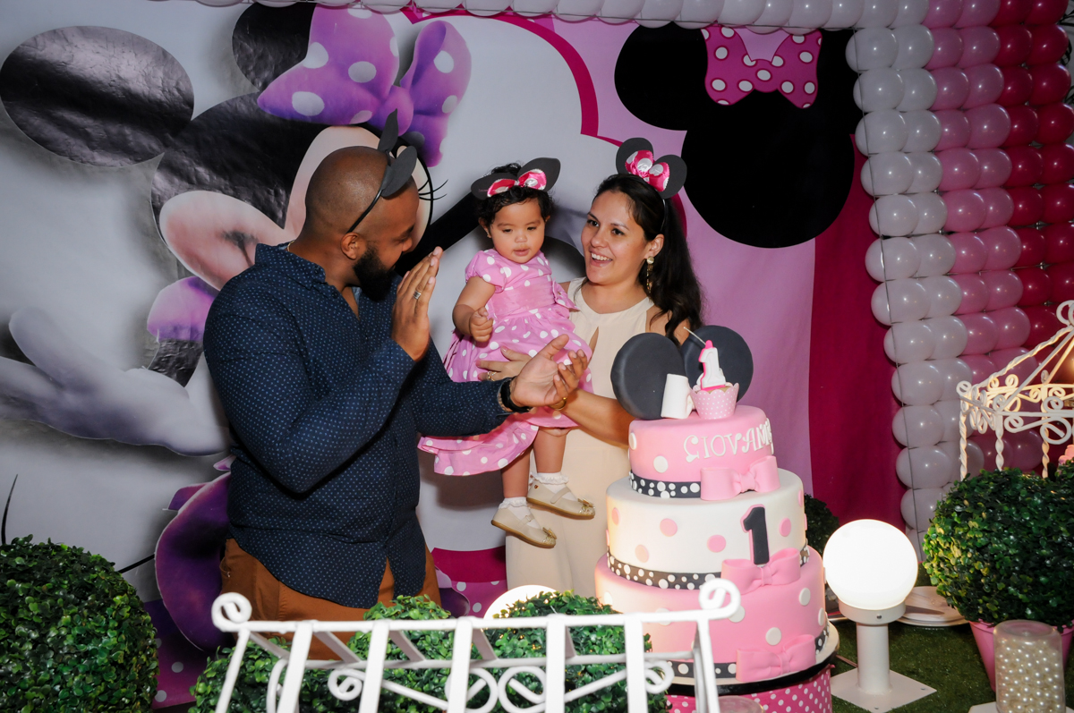 hora do parabéns no Buffet Comics, Morumbi, São Paulo, SP, aniversario de Giovanna 1 aninho, tema da festa, minie rosa