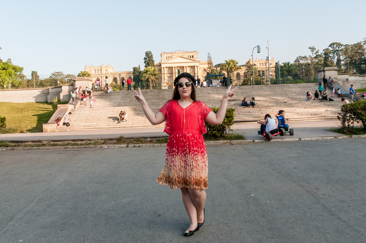 foto na área de patins no Museu do Ipiranga, São Paulo, SP