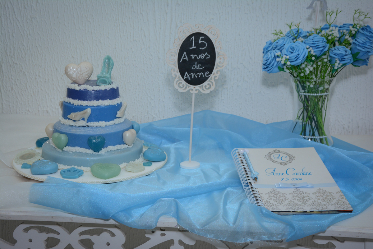 Livro de assinatura no Buffet Zezé e Lelé, Butantã, São Paulo, SP, Anne Caroline 15 anos