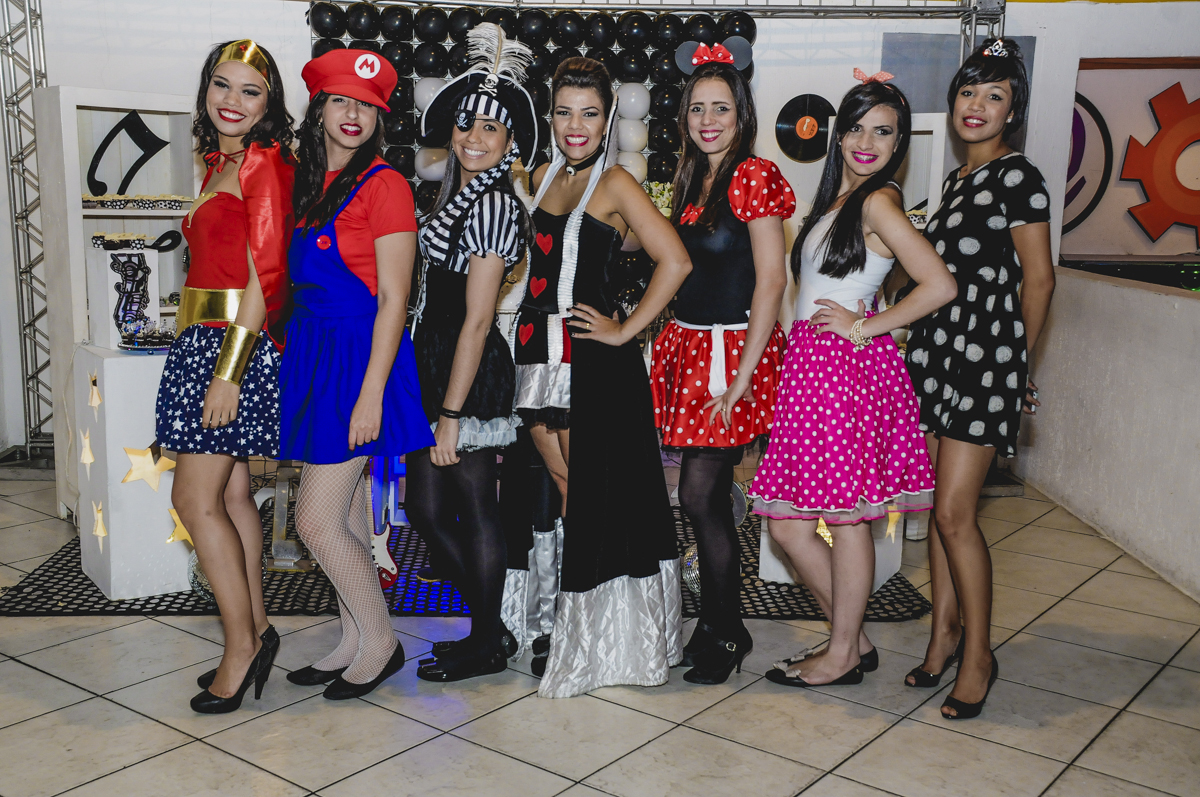 Festa de adulto, festa temática, festa fantazia