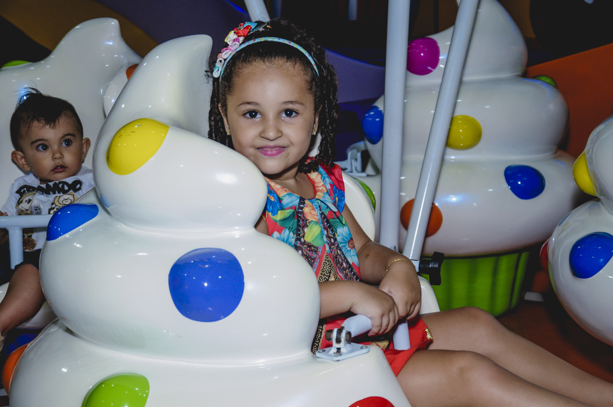 fotografia infantil, filmagem de festa infantil, foto e filmagem infantil, foto e vídeo de festa infantil, fotógrafo de festa infantil, fotógrafo de aniversário infantil, fotógrafo profissional infantil, fotógrafo