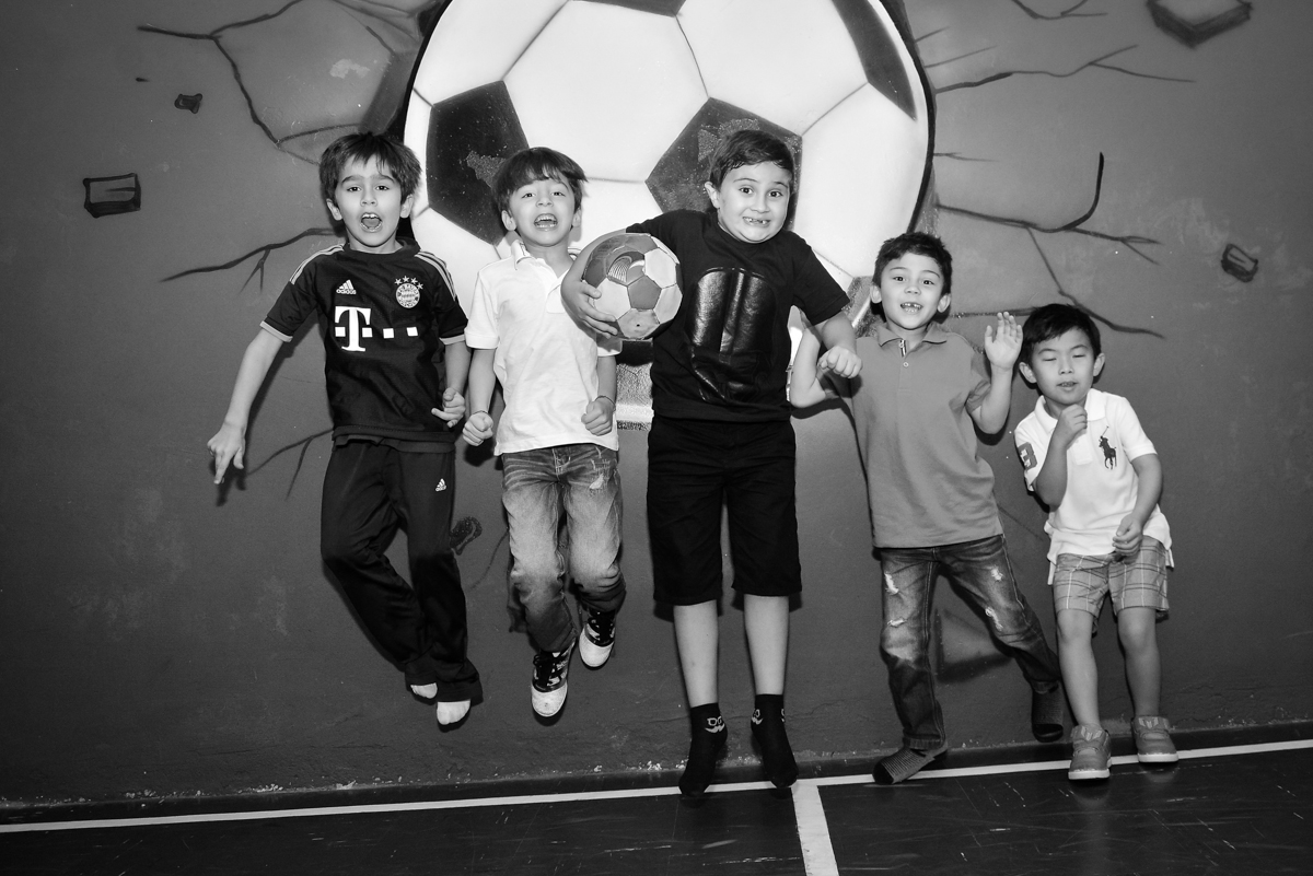 futebol divertido no Buffet Salakaboom, Ipiranga, São Paulo, aniversário de Jonathan 7 anos, tema da festa Star Wars