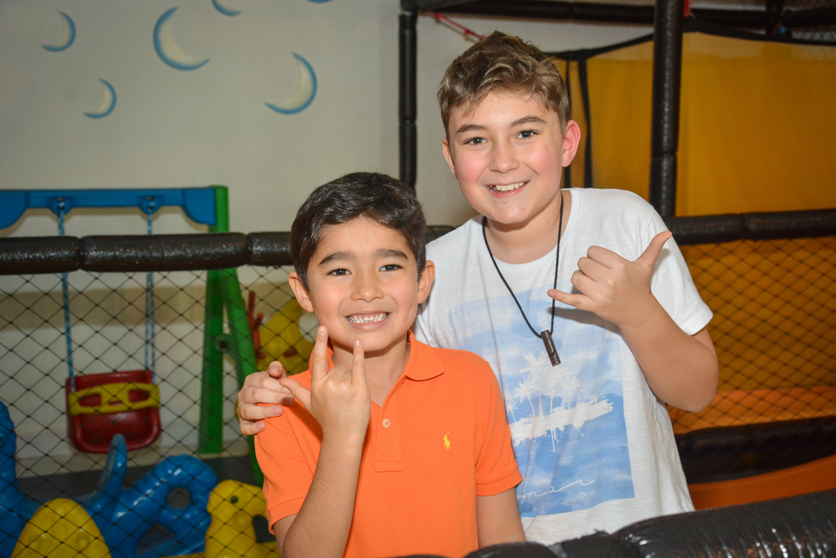 fotografia divertida no Buffet Salakaboom, Ipiranga, São Paulo, aniversário de Jonathan 7 anos, tema da festa Star Wars