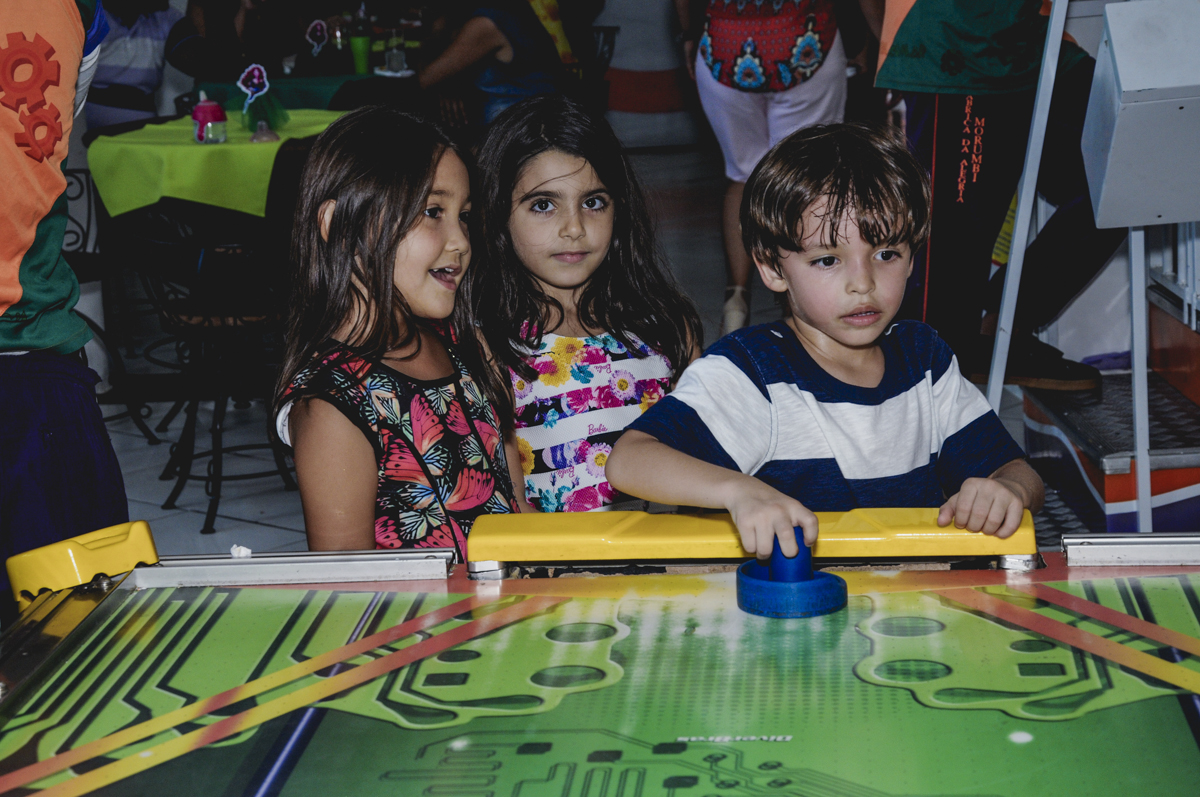 fotografia infantil, filmagem de festa infantil, foto e filmagem infantil, foto e vídeo de festa infantil, fotógrafo de festa infantil, fotógrafo de aniversário infantil, fotógrafo profissional infantil, fotógrafo