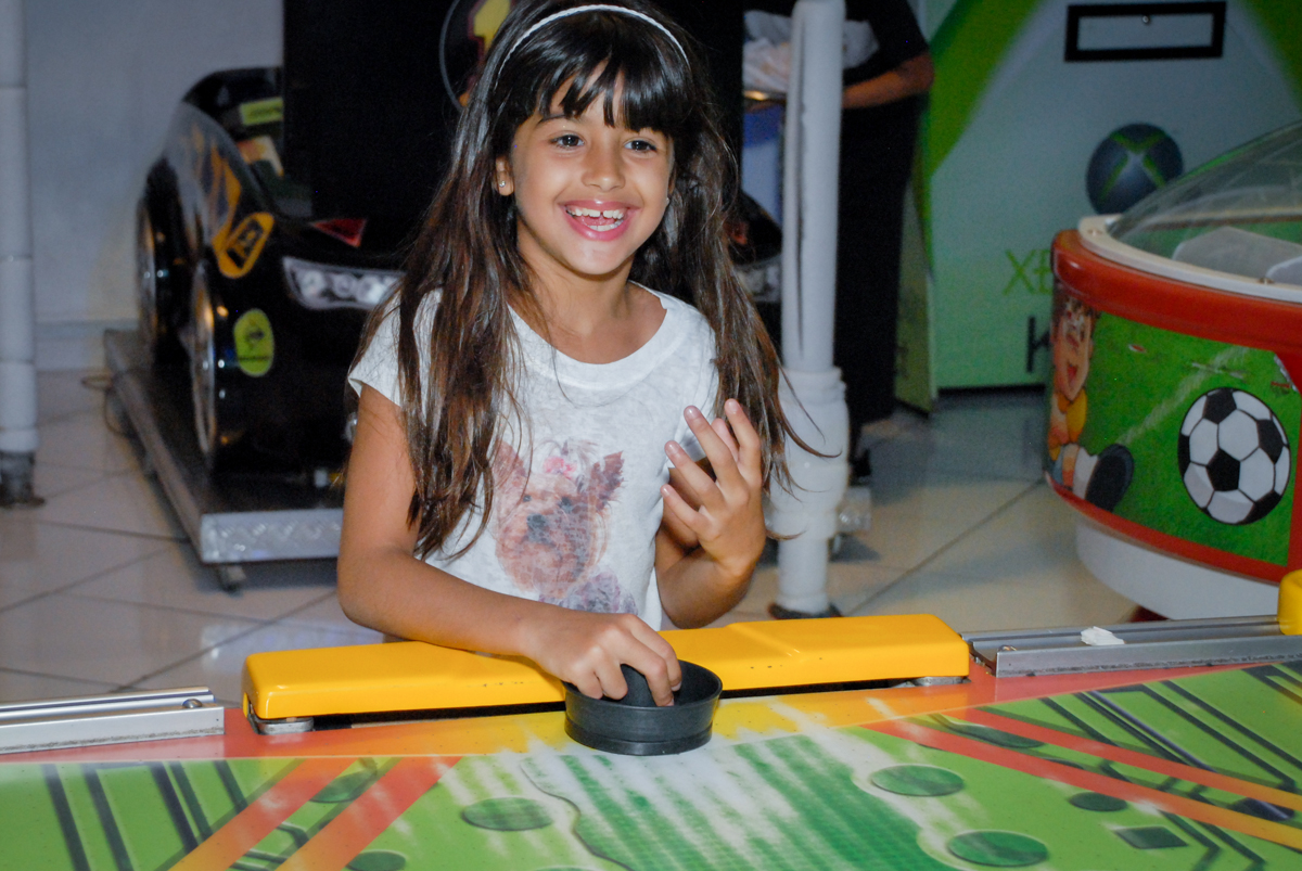 sorrisos de alegria na festa no Buffet Fábrica da Alegria, Morumbi, São Paulo, aniversário de Otávio 5 anos, tema da festa lego super heróis