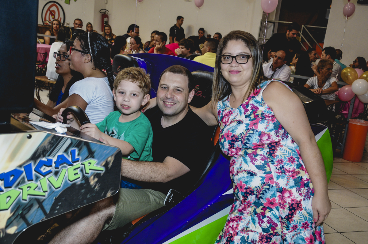 fotografia infantil, filmagem de festa infantil, foto e filmagem infantil, foto e vídeo de festa infantil, fotógrafo de festa infantil, fotógrafo de aniversário infantil, fotógrafo profissional infantil, fotógrafo