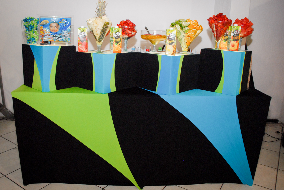 bar man no Buffet Fábrica da Alegria, Osasco, São Paulo, aniversário de Vinicius 6 anos, tema da festa Fundo do Mar