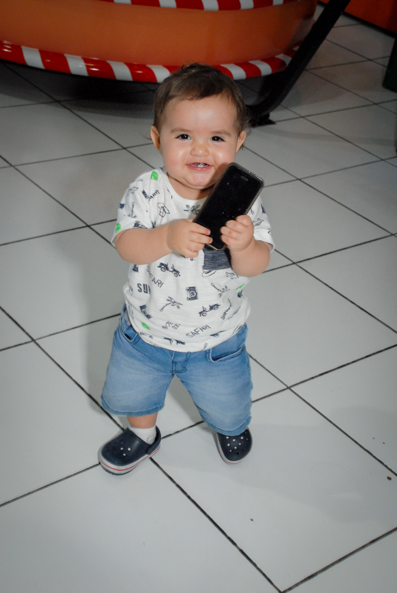 o bebê também se diverte no Buffet Magic Joy, Saude, São Paulo, aniversário de Beatriz 6 anos, tema da festa lady bug