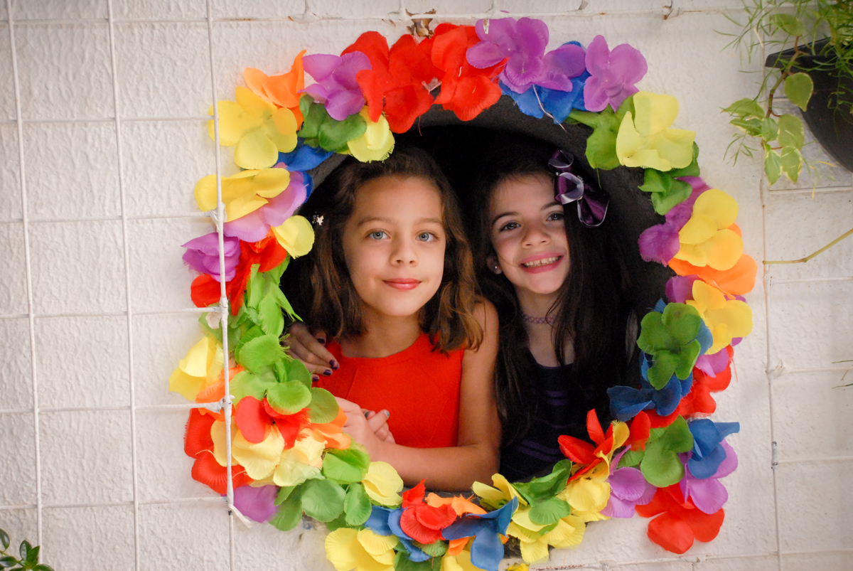 fotografia com moldura no Buffet Tragaluz, aniversário de Pietra 4 anos, tema da festa amor