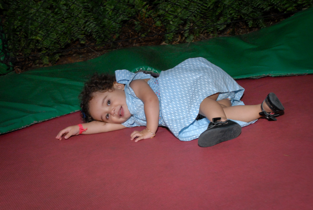 hora de decansar no Buffet Tragaluz, aniversário de Pietra 4 anos, tema da festa amor