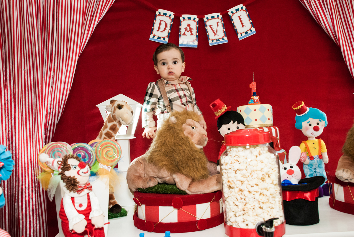 a sessão de fotos continua no buffet Toy