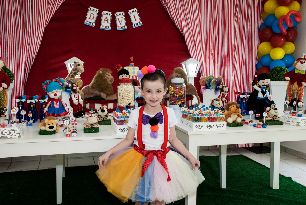 pose de princesa para a foto no buffet Toy