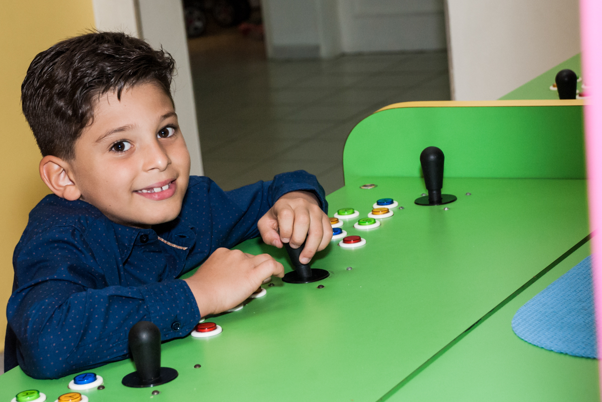 jogo no game no buffet Toy