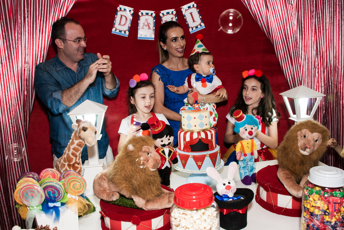 cantando parabéns no