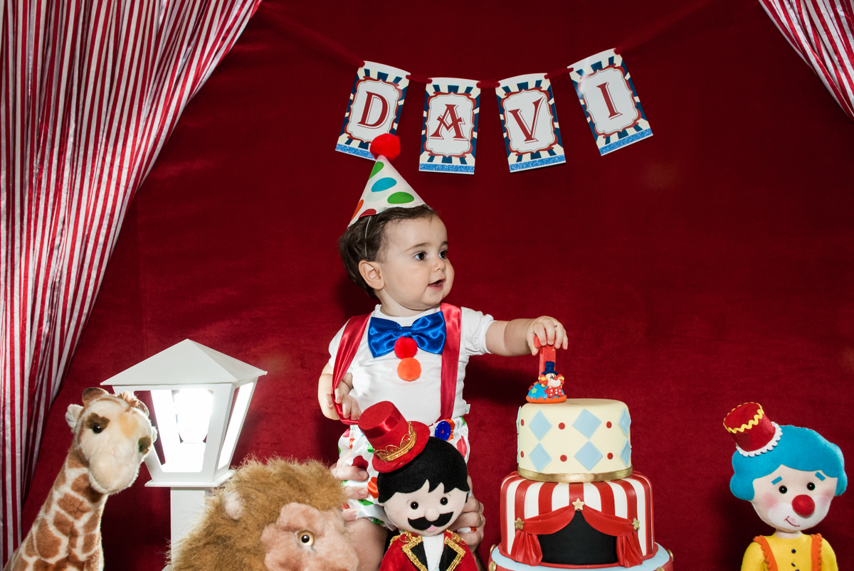 palhacinho feliz no buffet Toy