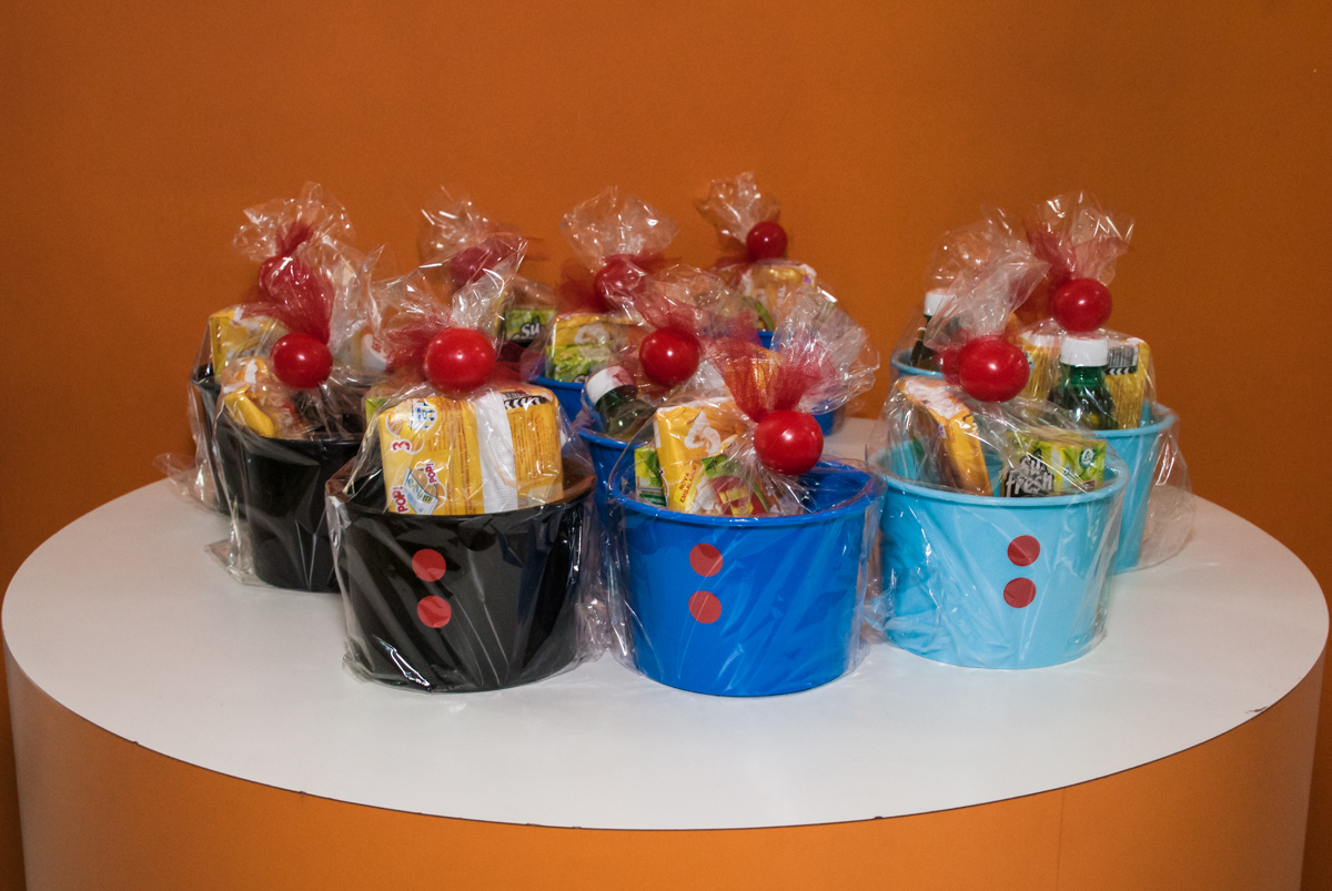 lembrancinhas da festa no buffet Toy