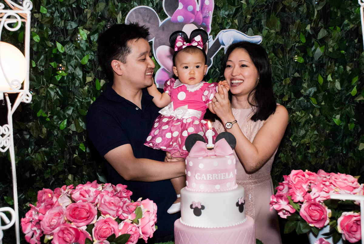 hora do parabéns no Buffet Magic Joy, Saude São Paulo, aniversário de Gabriela 1 ano, tema da festa minie rosa
