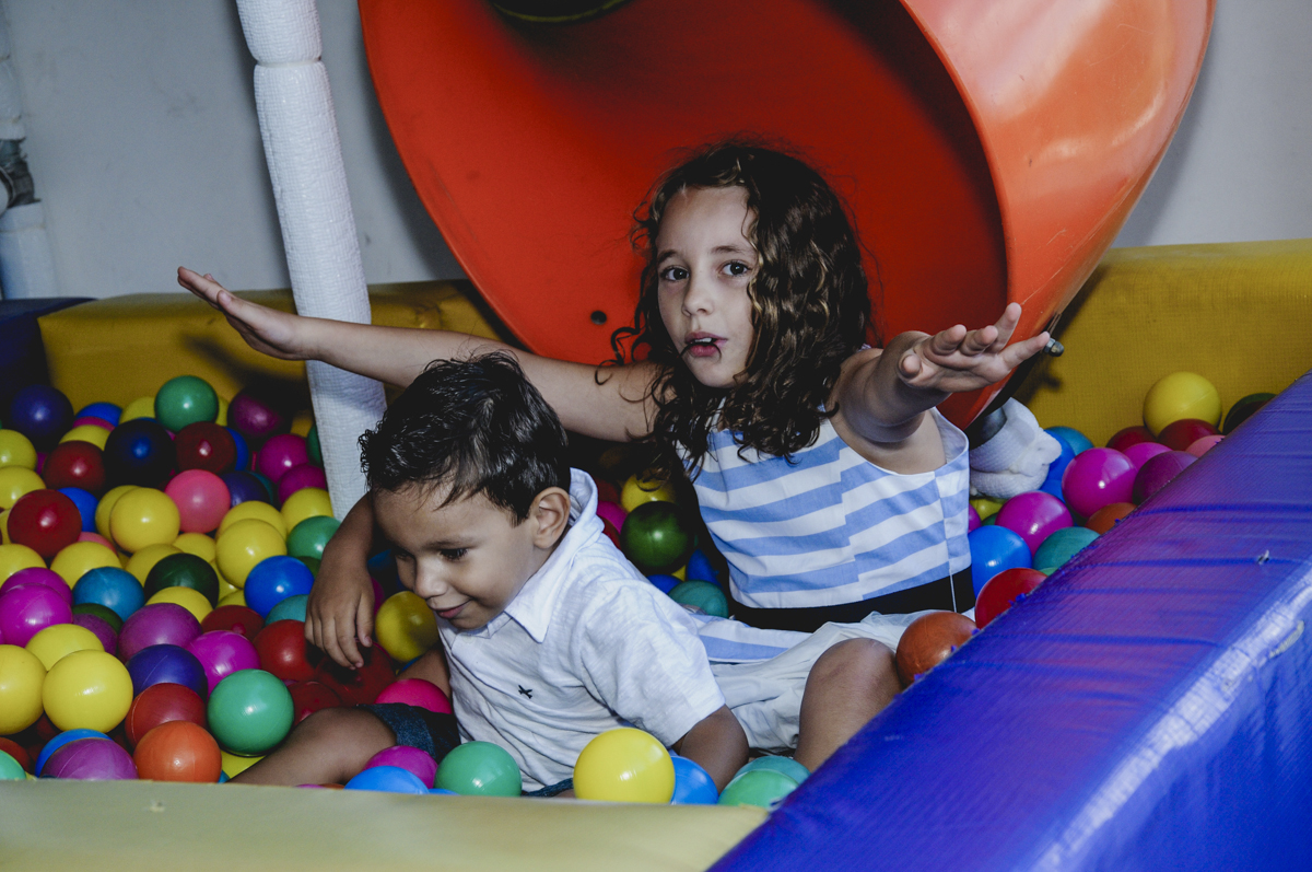 fotografia infantil, filmagem de festa infantil, foto e filmagem infantil, foto e vídeo de festa infantil, fotógrafo de festa infantil, fotógrafo de aniversário infantil, fotógrafo profissional infantil, fotógrafo