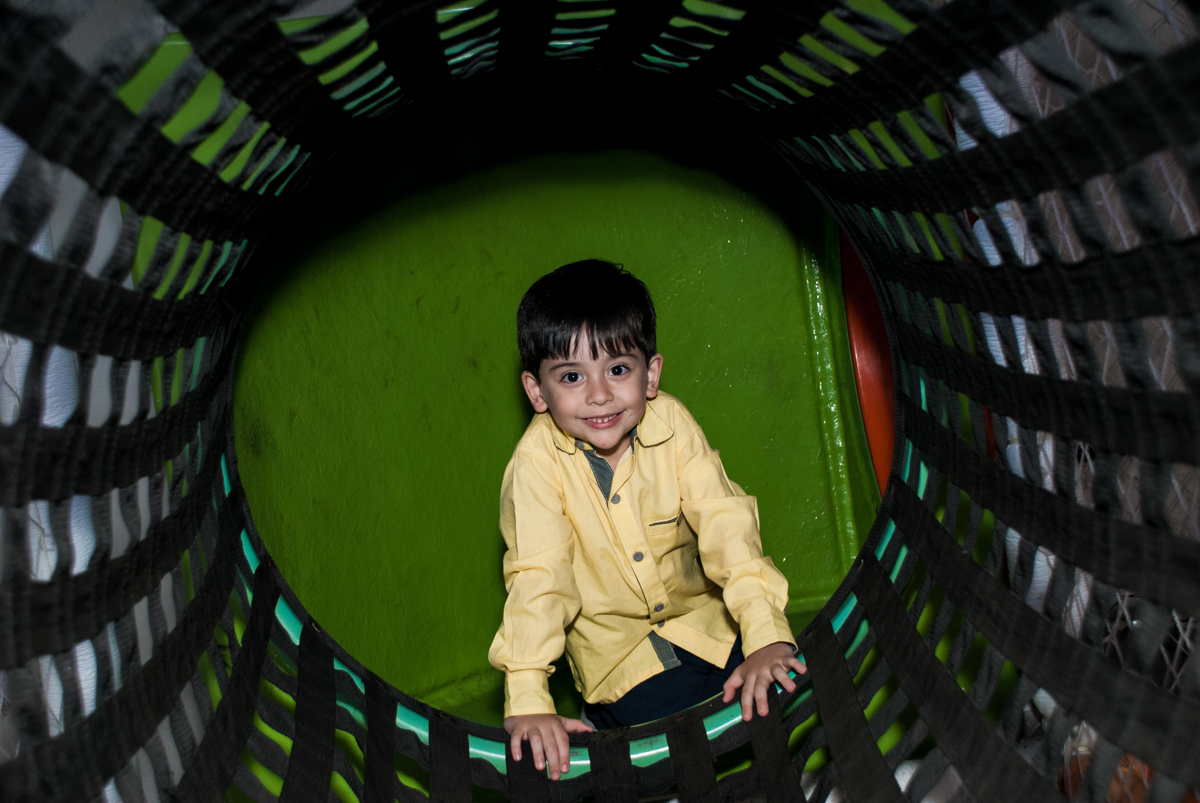 brinquedão divertido no Buffet Fábrica da Alegria, Osasco,São Paulo, aniversário de Vitor 10 anos, tema da festa Patrulha Canina