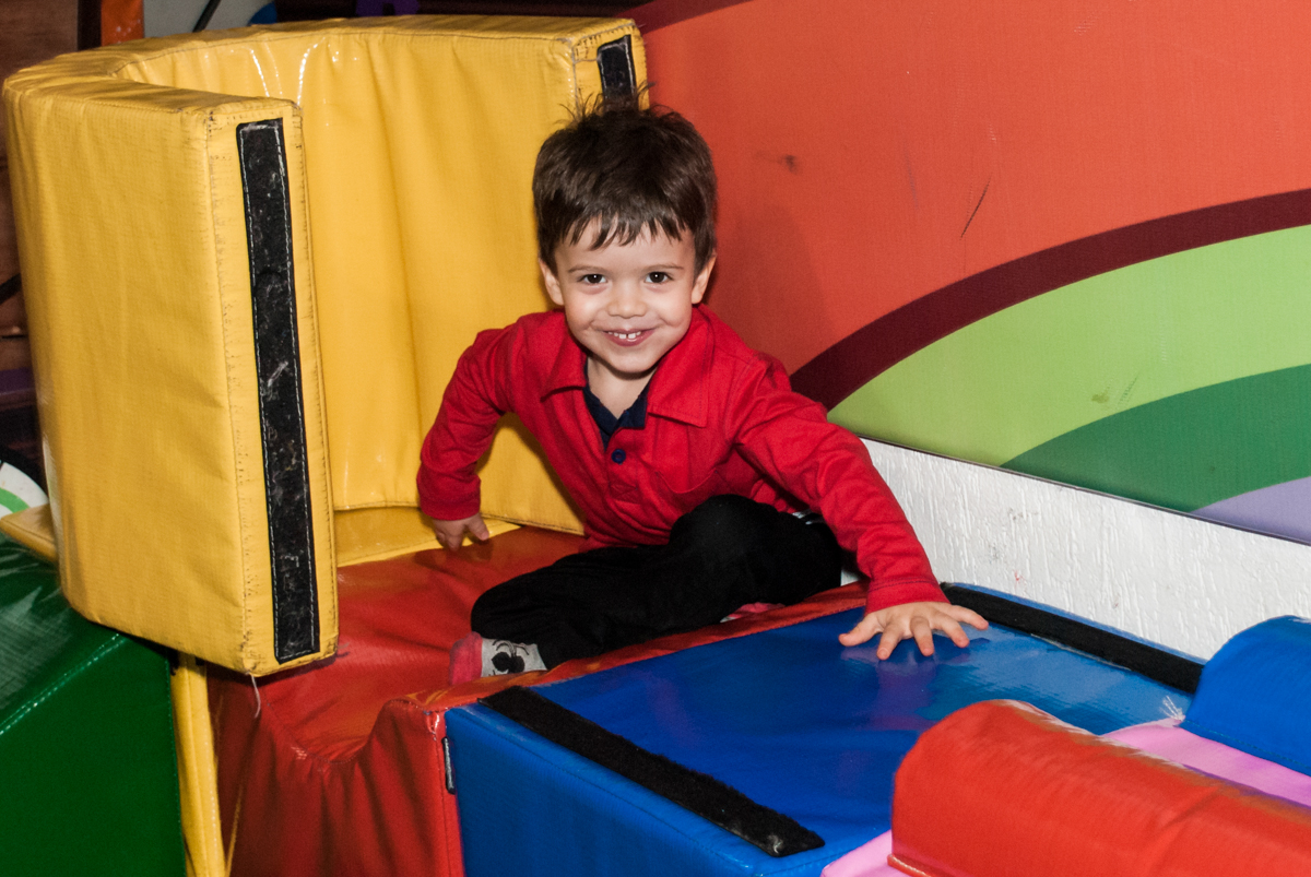 área baby divertido no Buffet Fábrica da Alegria, Osasco,São Paulo, aniversário de Vitor 10 anos, tema da festa Patrulha Canina