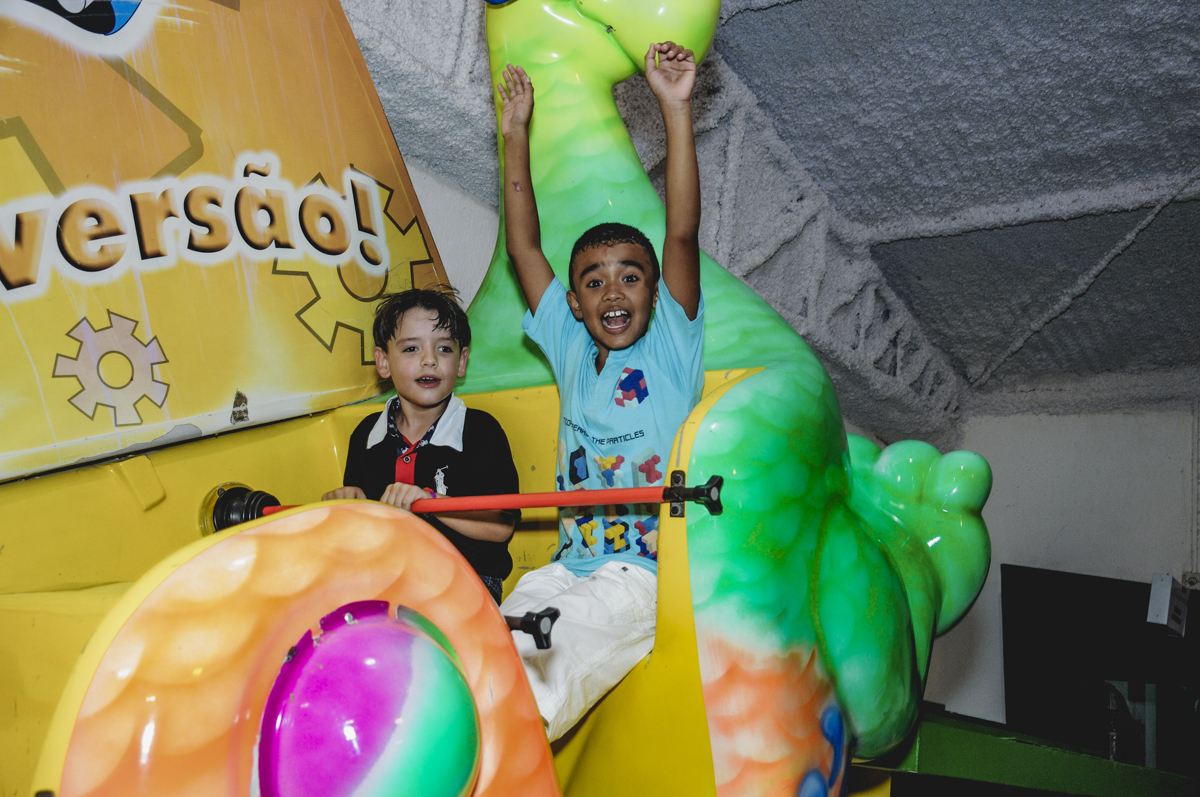 fotografia infantil, filmagem de festa infantil, foto e filmagem infantil, foto e vídeo de festa infantil, fotógrafo de festa infantil, fotógrafo de aniversário infantil, fotógrafo profissional infantil, fotógrafo