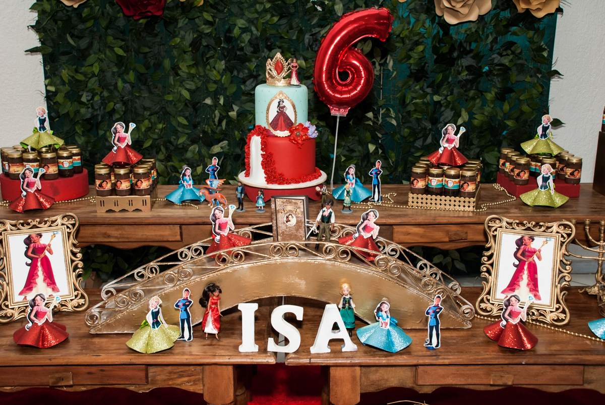 mesa temática no Buffet Fábrica da Alegria, Morumbi, São Paulo, aniversário de Isabela 6 anos, tema da festa Elena de Avalor