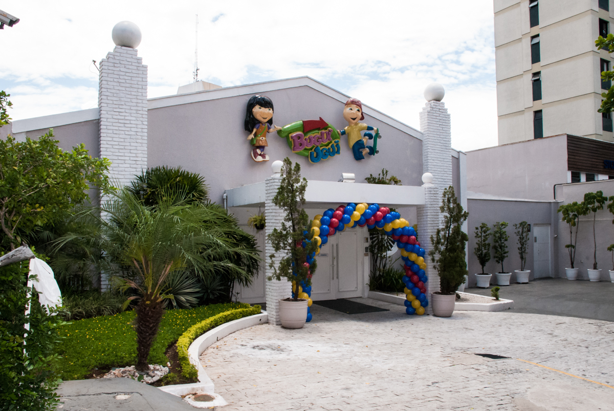 Buffet Bugui Ugui, Vila Santa Catarina, São Paulo, aniversário de Gabriel 2 anos tema da festa Galinha Pintadina