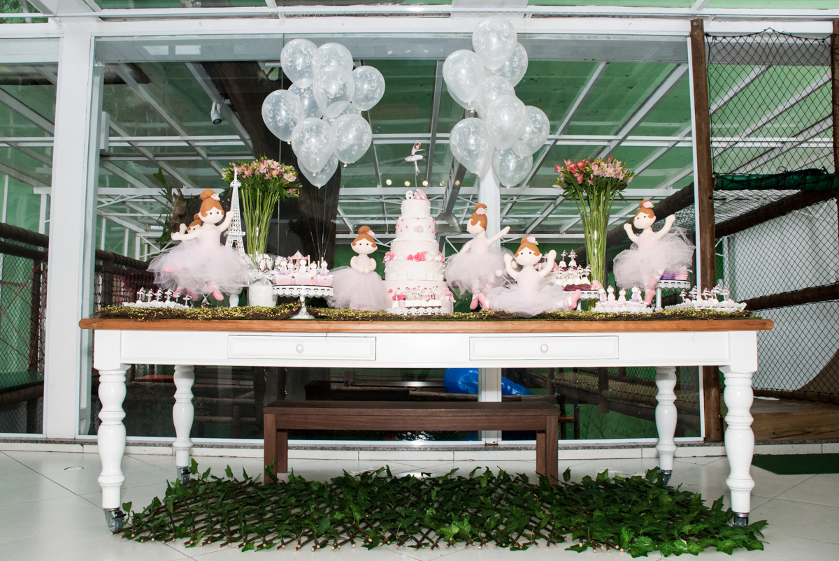 mesa temática Buffet Espaço Viva, Alto de Pinheiros, São Paulo, aniversário de Marina6 anos, tema da festa Bailarina