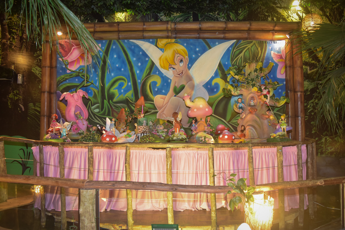 mesa temática no Buffet Cumbaya, Tatuapé, São Paulo, aniversário de Gabriela 3 anos tema da festa fadas