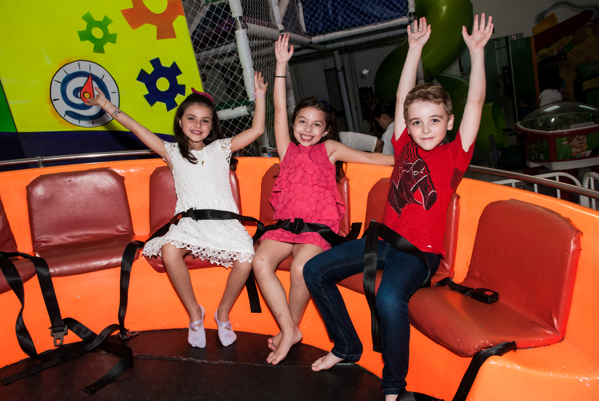 diversão no labamba no Buffet Fábrica da Alegria Morumbi, São Paulo, aniversário de Isabela 4 anos, tema da festa Patrulha Canina