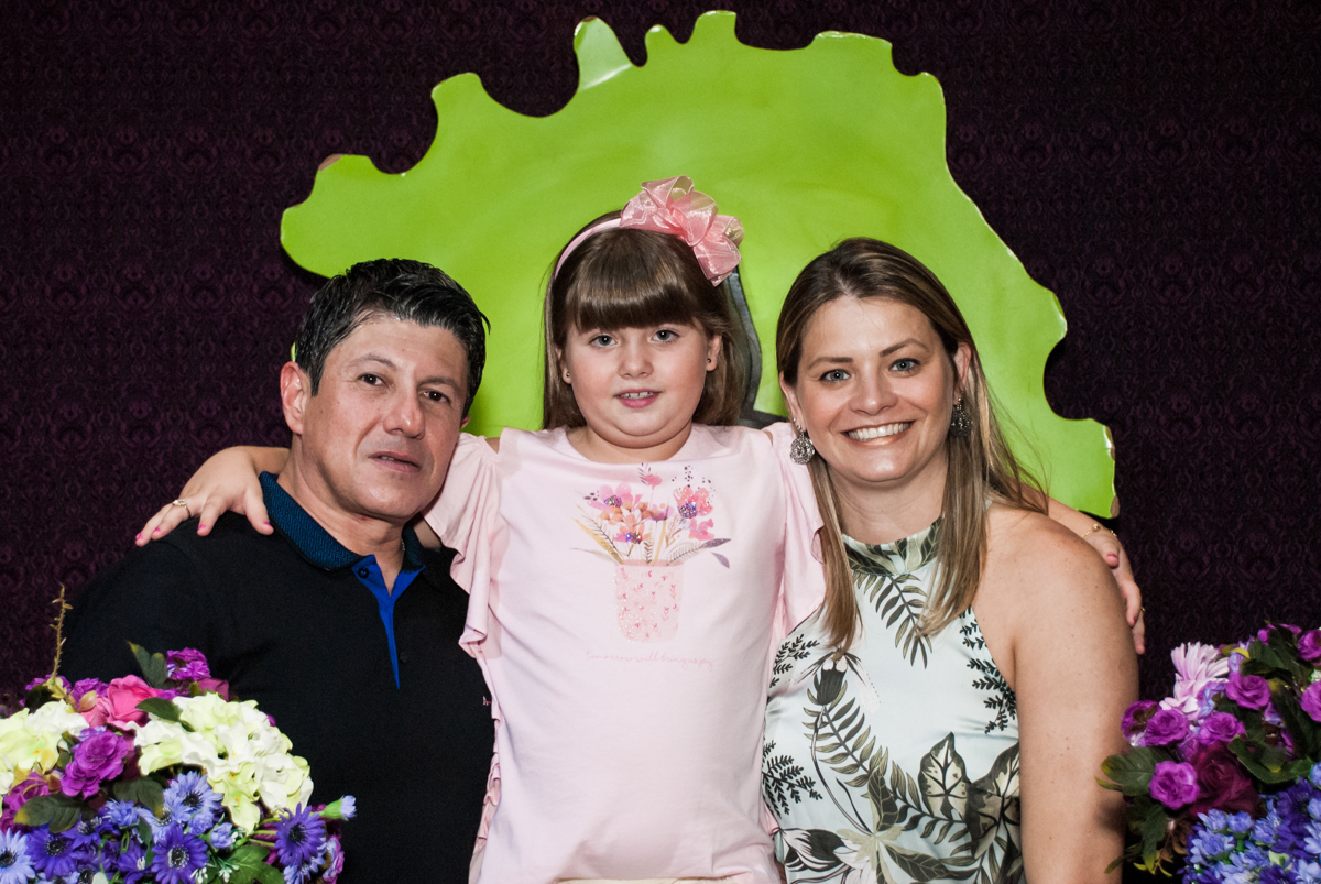 família sendo fotografada no Buffet Casa X, Vila Leopoldina, aniversário de Sophia 7 anos, tema da festa Descendentes