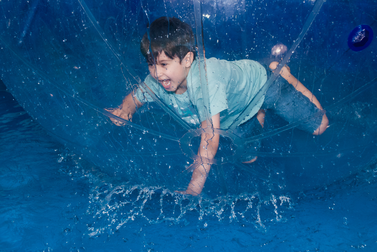 Diversão no aqua play no Buffet Fábrica da Alegria, Osasco, aniversário de Arthur 4 anos, tema da festa Patrulha Canina