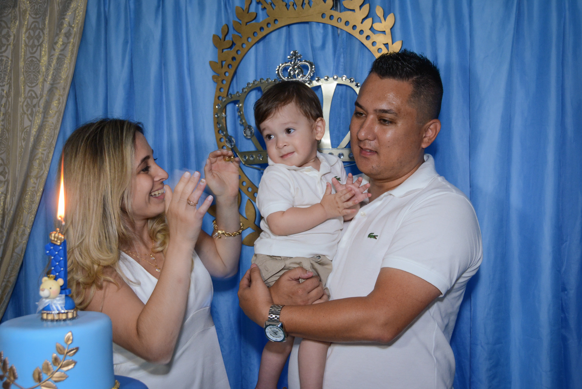 hora do parabéns no Buffet Fábrica da Alegria, Osaco, São Paulo, aniversário de Kenji Sussumo, tema da festa urso realeza
