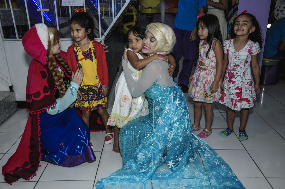 fotografia infantil, filmagem de festa infantil, foto e filmagem infantil, foto e vídeo de festa infantil, fotógrafo de festa infantil, fotógrafo de aniversário infantil, fotógrafo profissional infantil, fotógrafo