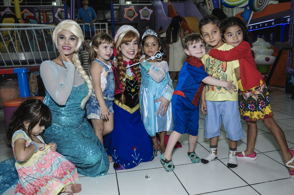 fotografia infantil, filmagem de festa infantil, foto e filmagem infantil, foto e vídeo de festa infantil, fotógrafo de festa infantil, fotógrafo de aniversário infantil, fotógrafo profissional infantil, fotógrafo