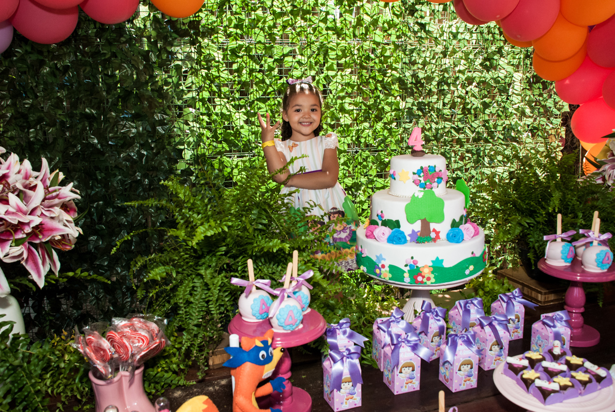 Final da festa no Buffet Pet Zoo, Cotia, São Paulo, aniversário de Maria Clara 4 anos, Buffet Pet Zoo, Cotia, São Paulo, tema da festa Dora a Aventureira