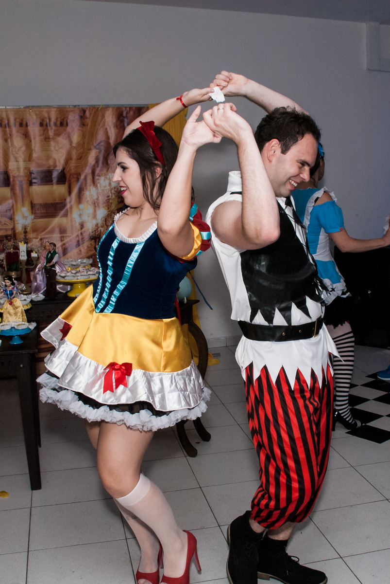 inicio da balada no Salão de festas, Imirim São Paulo, aniversário de Patricia 40 anos, tema da festa Princesas