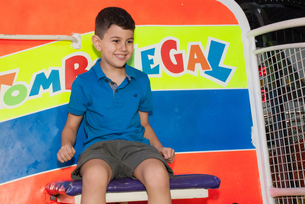 vai cair no tombo legal no Buffet Fábrica da Alegria, Morumbi, São Paulo, aniversario de Pedro Henrique 7 anos, tema da festa mini craft