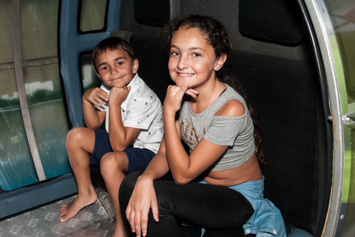 comemorando aniversário com os amigos no Buffet Zezé e Lelé, Butantã, São Paulo, aniversário, Pedro 7 e Giovana 5 anos tema da festa Pokemon e Princesas