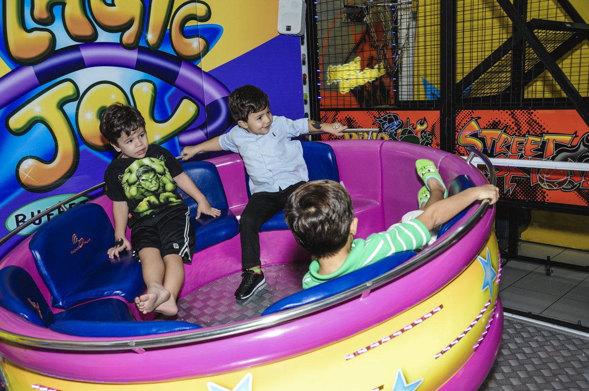 fotografia infantil, filmagem de festa infantil, foto e filmagem infantil, foto e vídeo de festa infantil, fotógrafo de festa infantil, fotógrafo de aniversário infantil, fotógrafo profissional infantil, fotógrafo