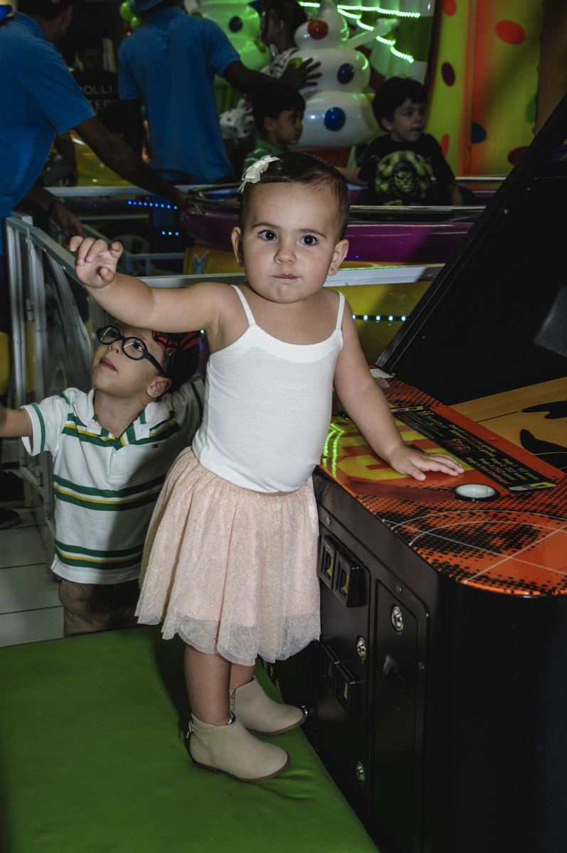 fotografia infantil, filmagem de festa infantil, foto e filmagem infantil, foto e vídeo de festa infantil, fotógrafo de festa infantil, fotógrafo de aniversário infantil, fotógrafo profissional infantil, fotógrafo